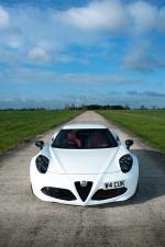 Alfa Romeo 4C 2015 года (UK)